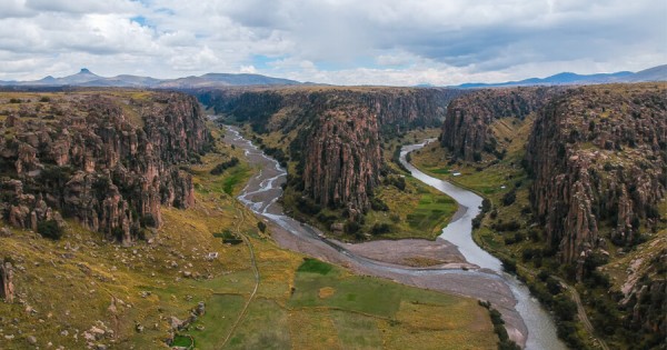 Cusco to Colca Canyon Arequipa via Suyckutambo Canyon